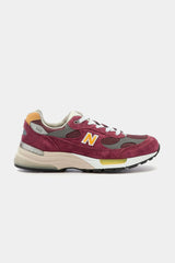 Selectshop FRAME - NEW BALANCE 992 Made In USA "Burgundy Gold" Footwear Concept Store Dubai