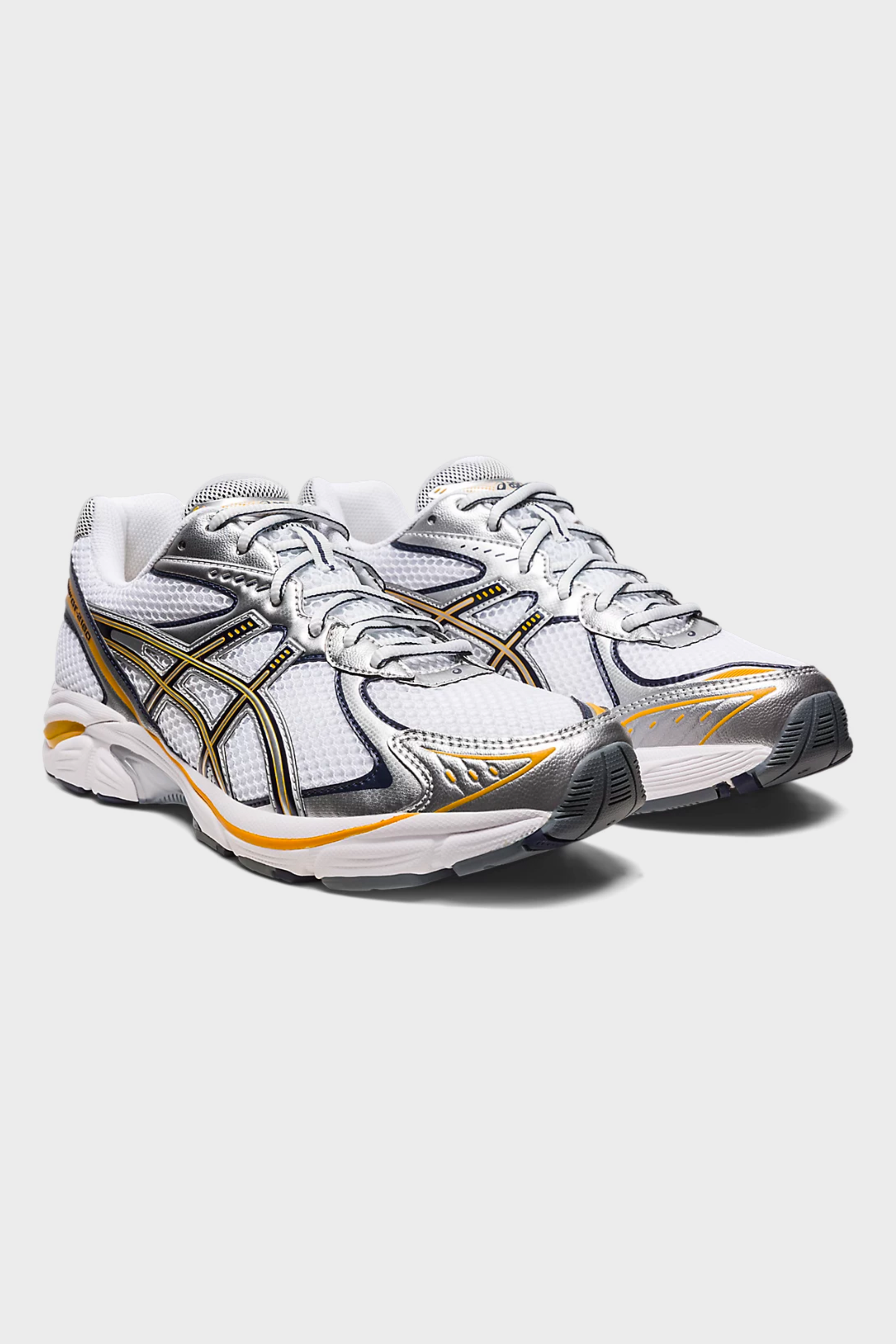 Selectshop FRAME - ASICS GT-2160 "Pure Silver" Footwear Concept Store Dubai