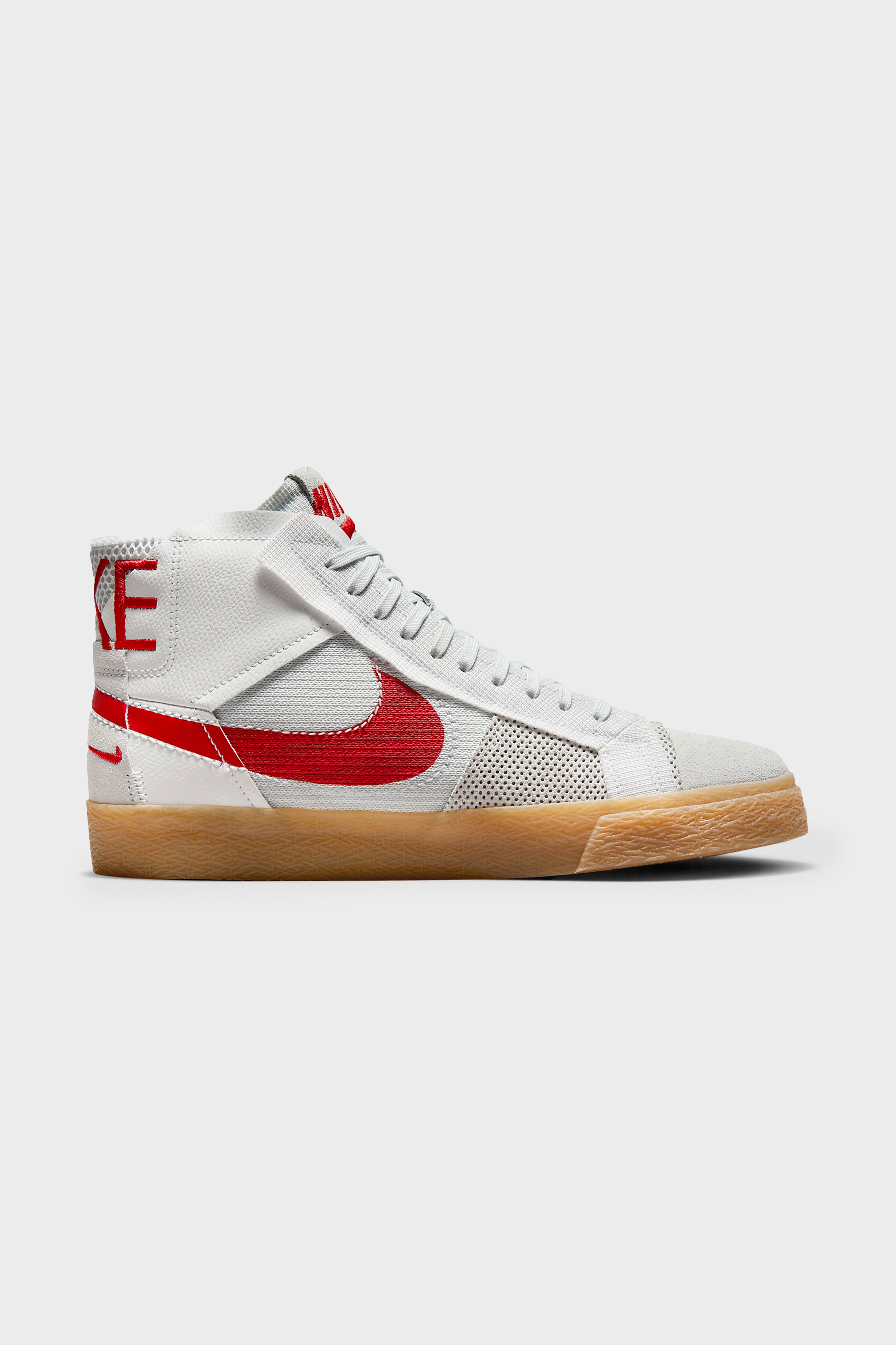 SB Blazer Mid "Grey/Red/Gum"-FRAME