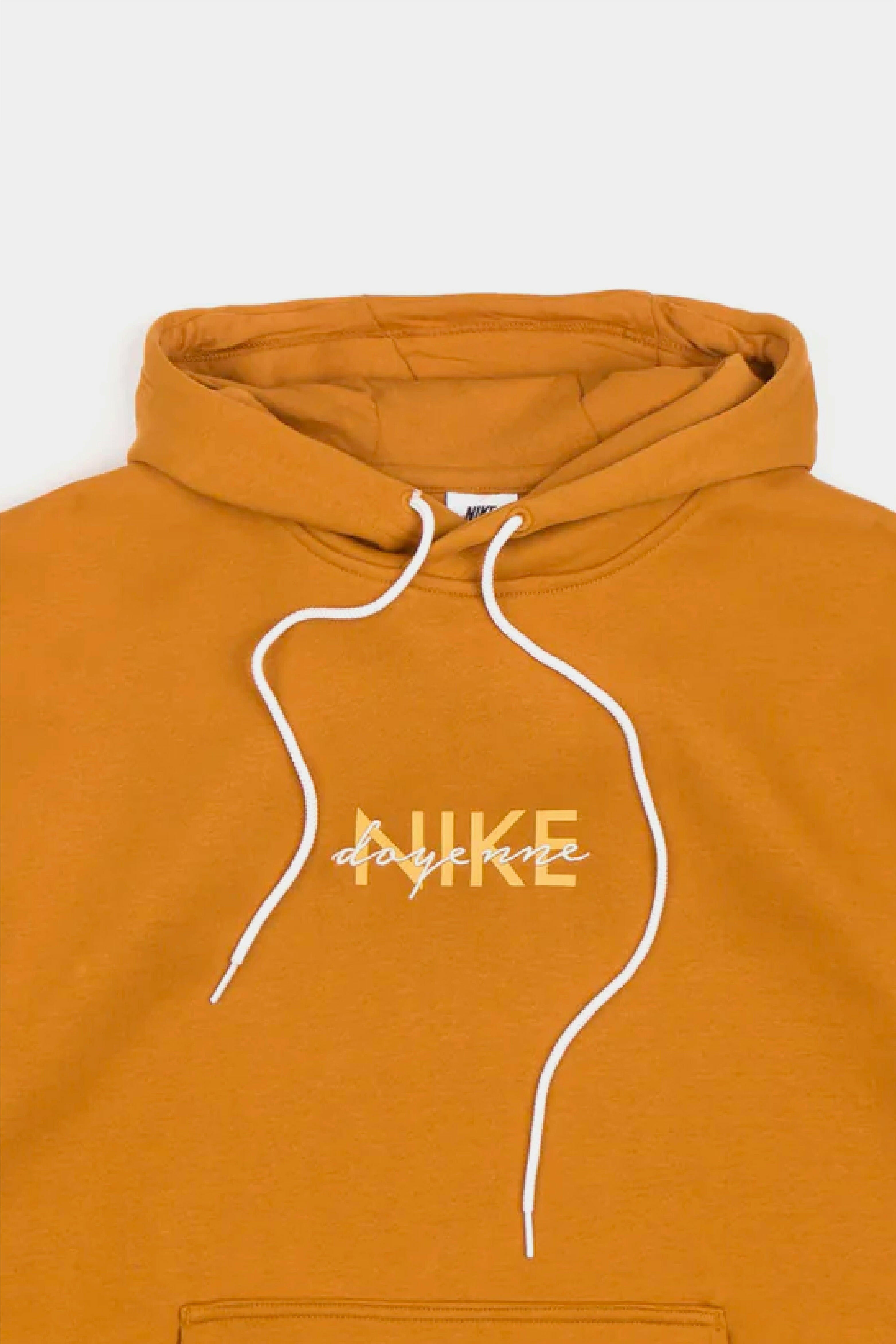 Selectshop FRAME - NIKE SB Doyenne Fleece Hoodie "Desert Ochre" Sweats-Knits Concept Store Dubai