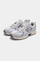 Selectshop FRAME - NEW BALANCE 530 "Light Gray" Footwear Concept Store Dubai