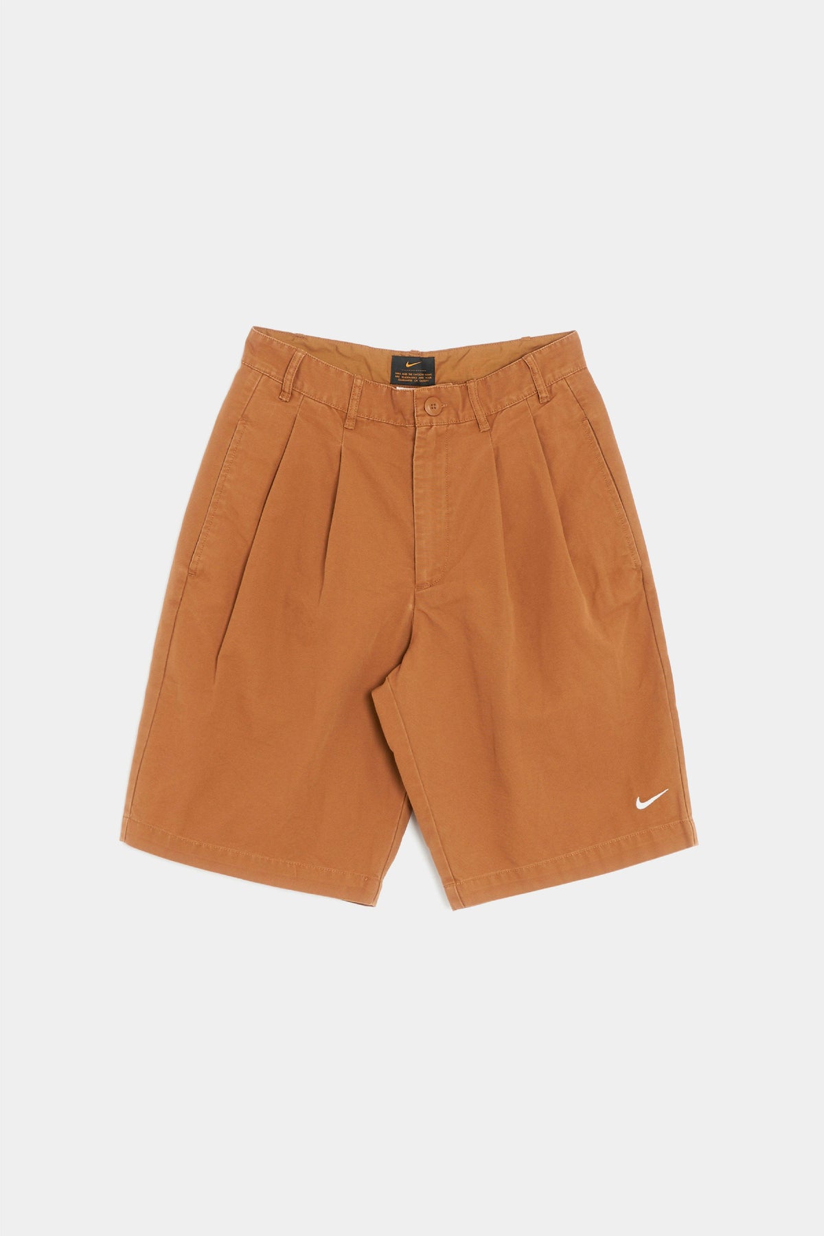 Selectshop FRAME - NIKE SB Pleated Chino Short Bottoms Concept Store Dubai