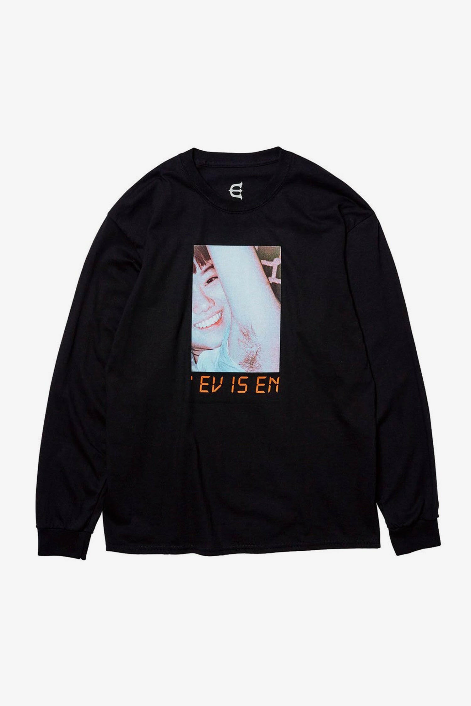 Selectshop FRAME - EVISEN Yuribo Longsleeve T-Shirts Dubai