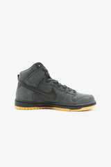 Selectshop FRAME - NIKE SB Nike SB Dunk High Pro "Dark Smoke" Footwear Dubai