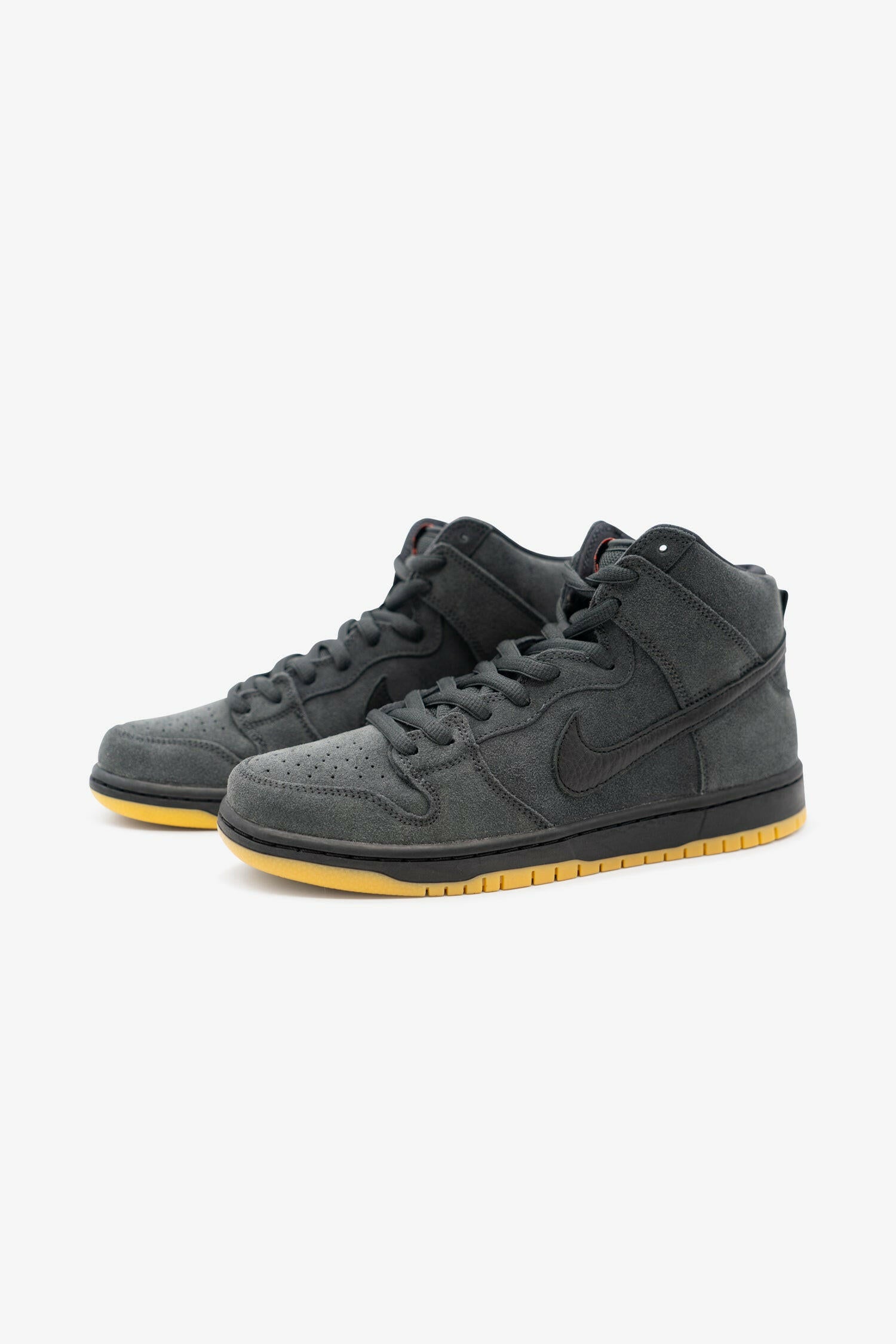 Selectshop FRAME - NIKE SB Nike SB Dunk High Pro "Dark Smoke" Footwear Dubai