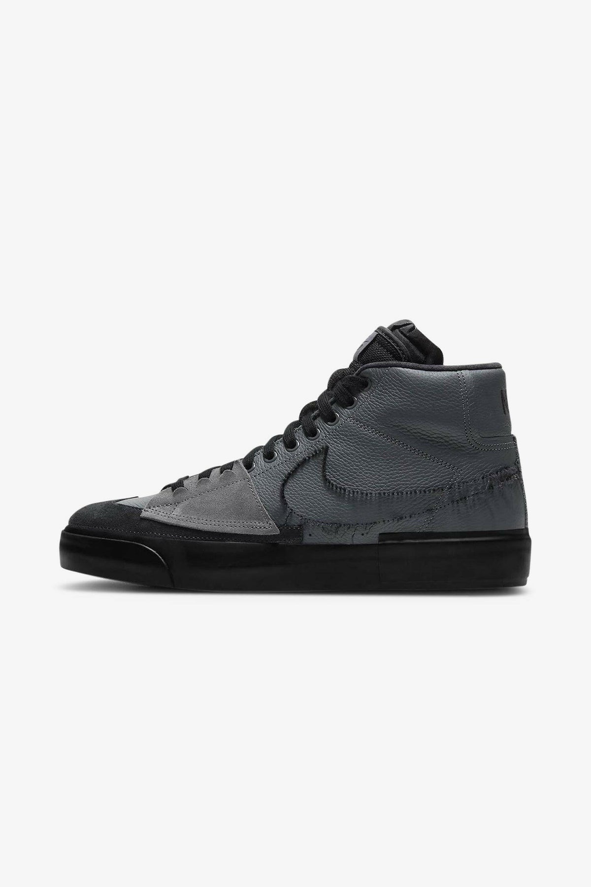 Selectshop FRAME -NIKE SB Zoom Blazer Mid Edge "Hack Pack" Footwear Dubai
