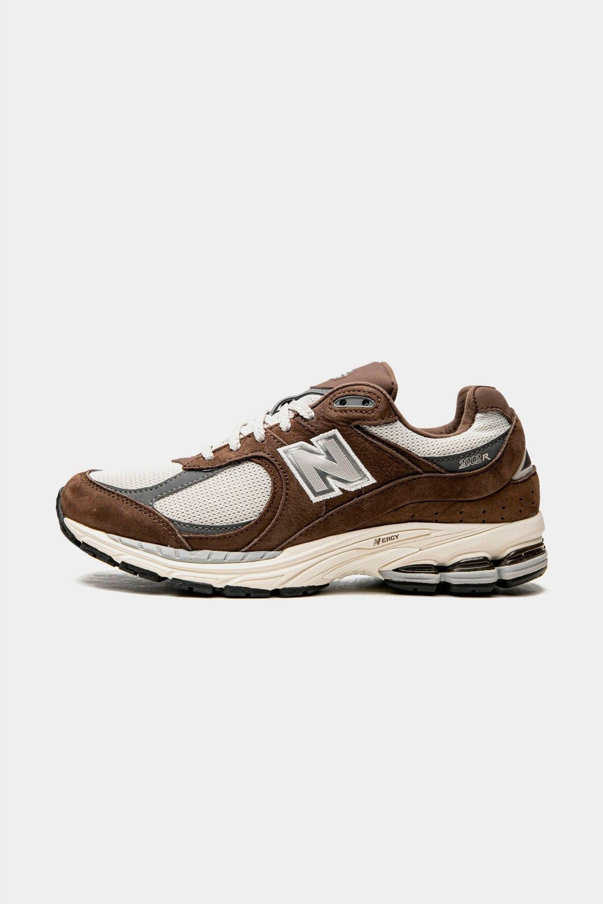 Selectshop FRAME - NEW BALANCE 2002R "Brown Beige" Footwear Concept Store Dubai