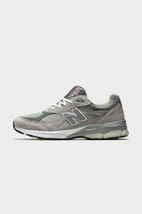 Selectshop FRAME - NEW BALANCE 990v3 "Grey" Footwear Concept Store Dubai