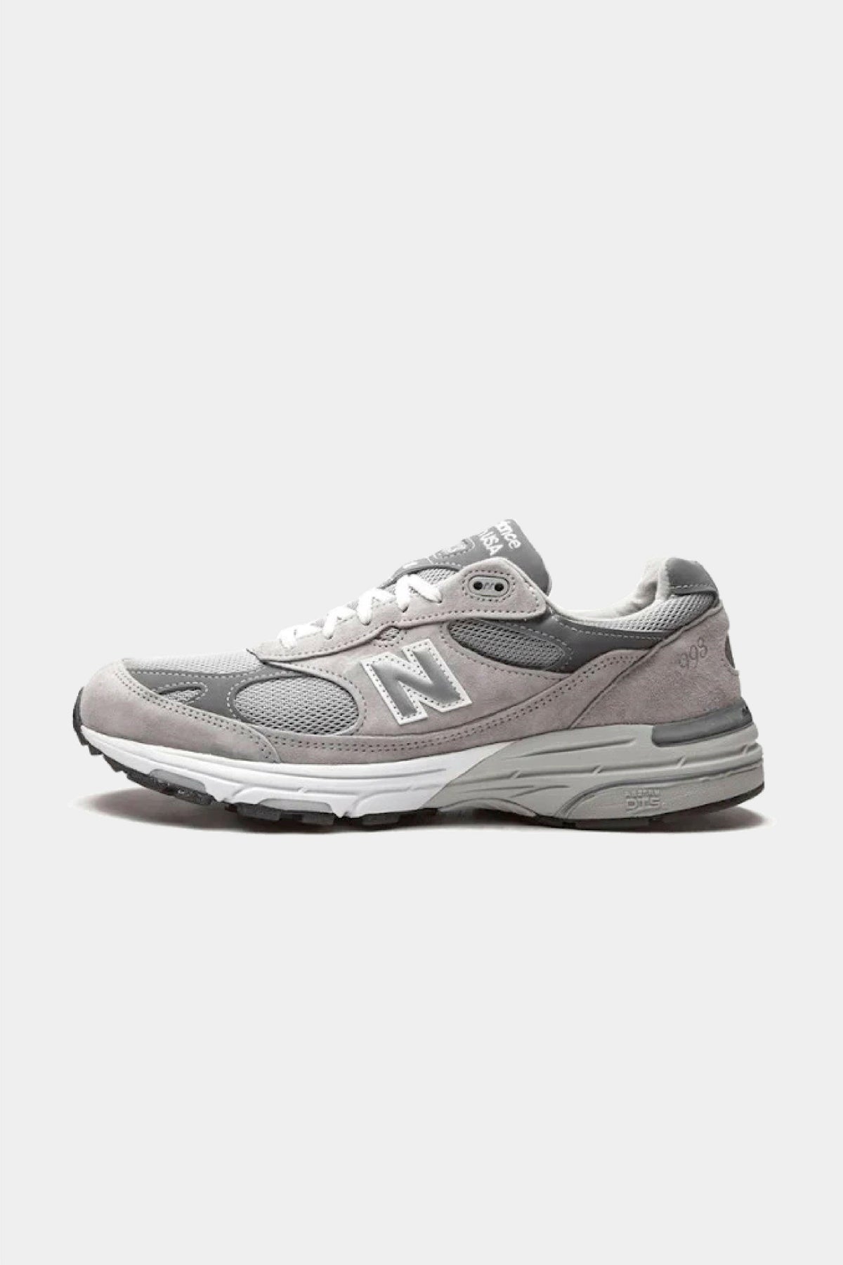 Selectshop FRAME - NEW BALANCE 993 "Made in USA Grey" Footwear Concept Store Dubai