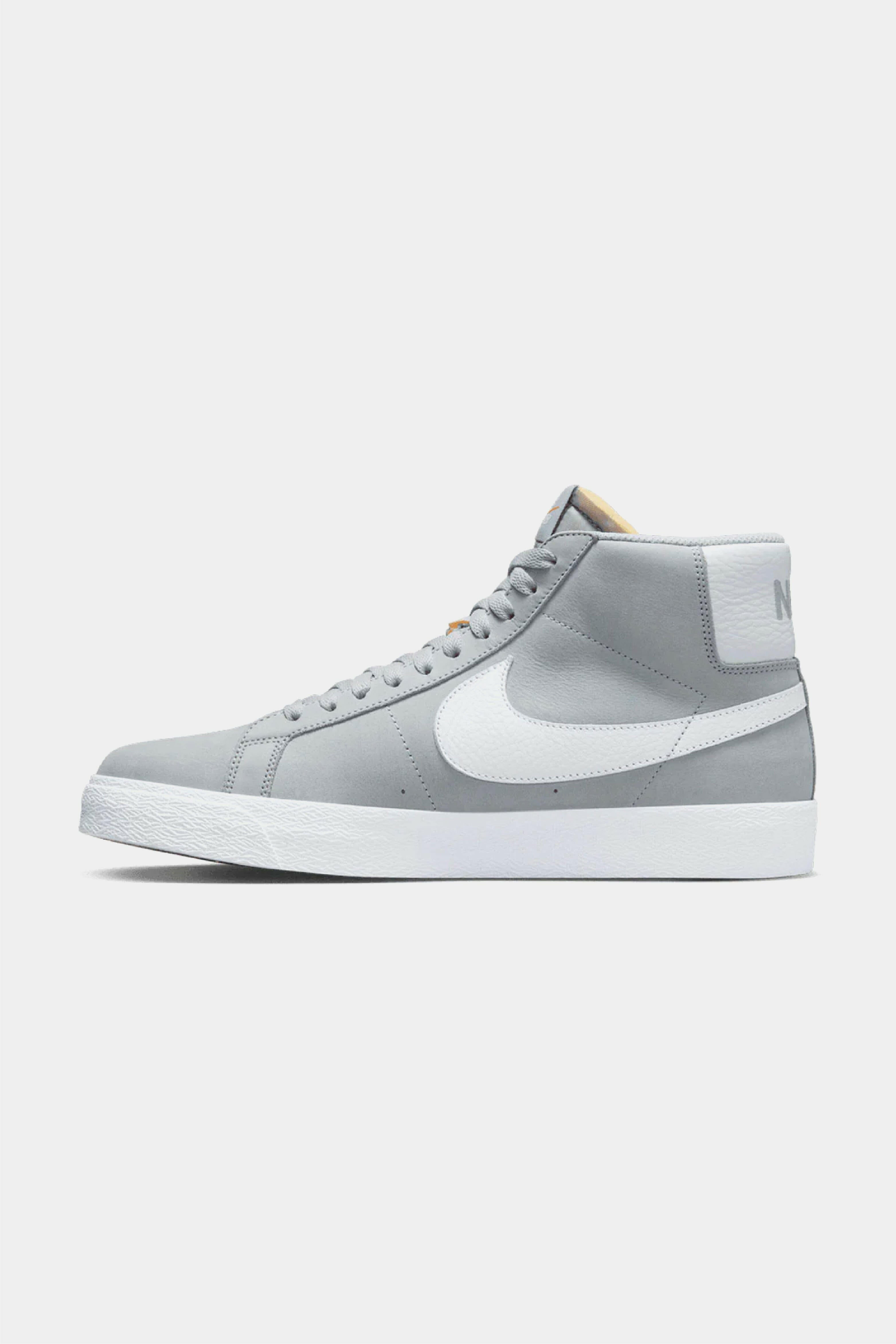 Selectshop FRAME - NIKE SB Blazer Mid SB 'Wolf Grey' Footwear Concept Store Dubai