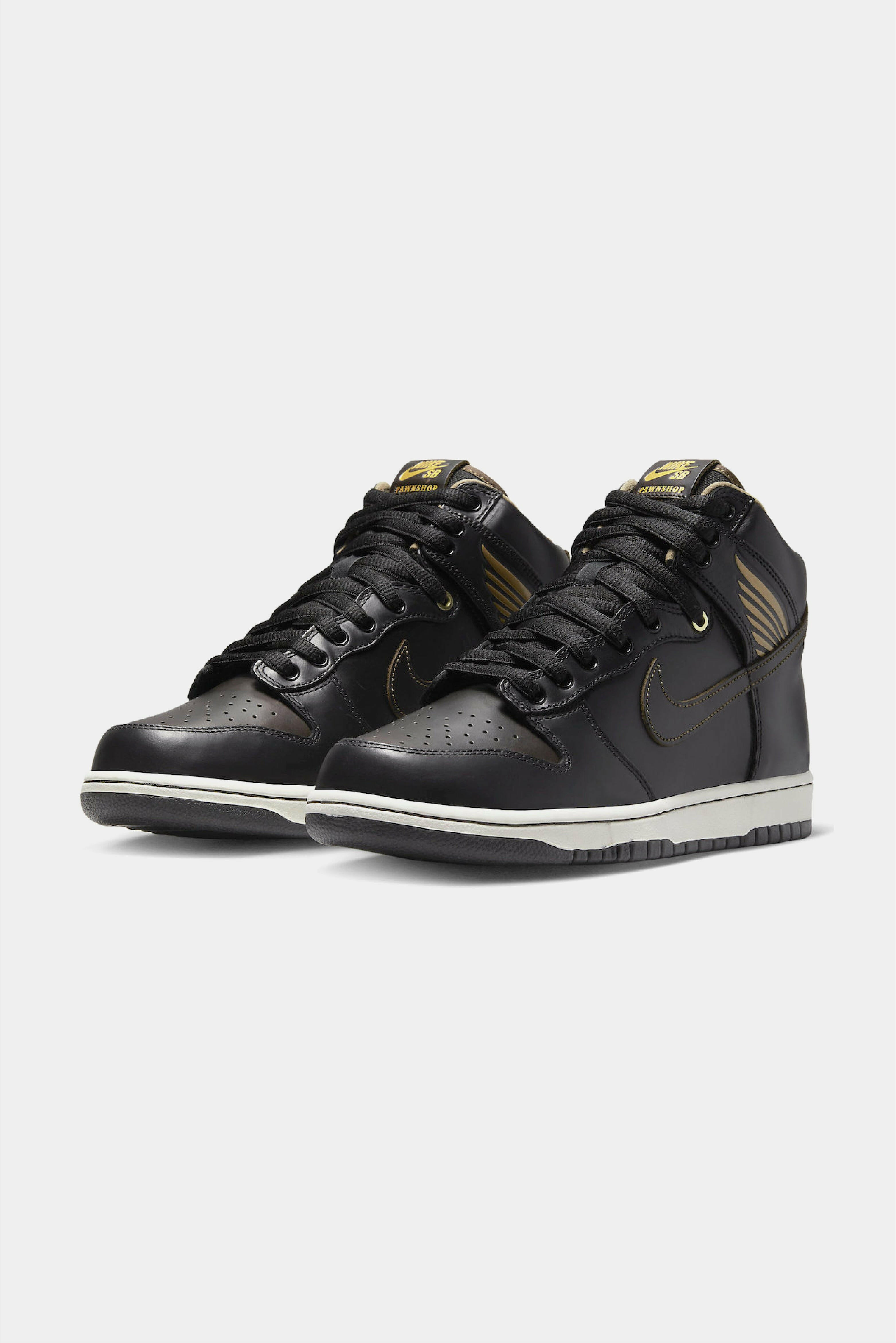 Selectshop FRAME -NIKE SB Pawnshop xNike SB 迪拜 Dunk High 鞋类概念店