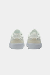 Selectshop FRAME - NIKE SB Pogo Premium "Summit White" (Womens) Footwear Concept Store Dubai