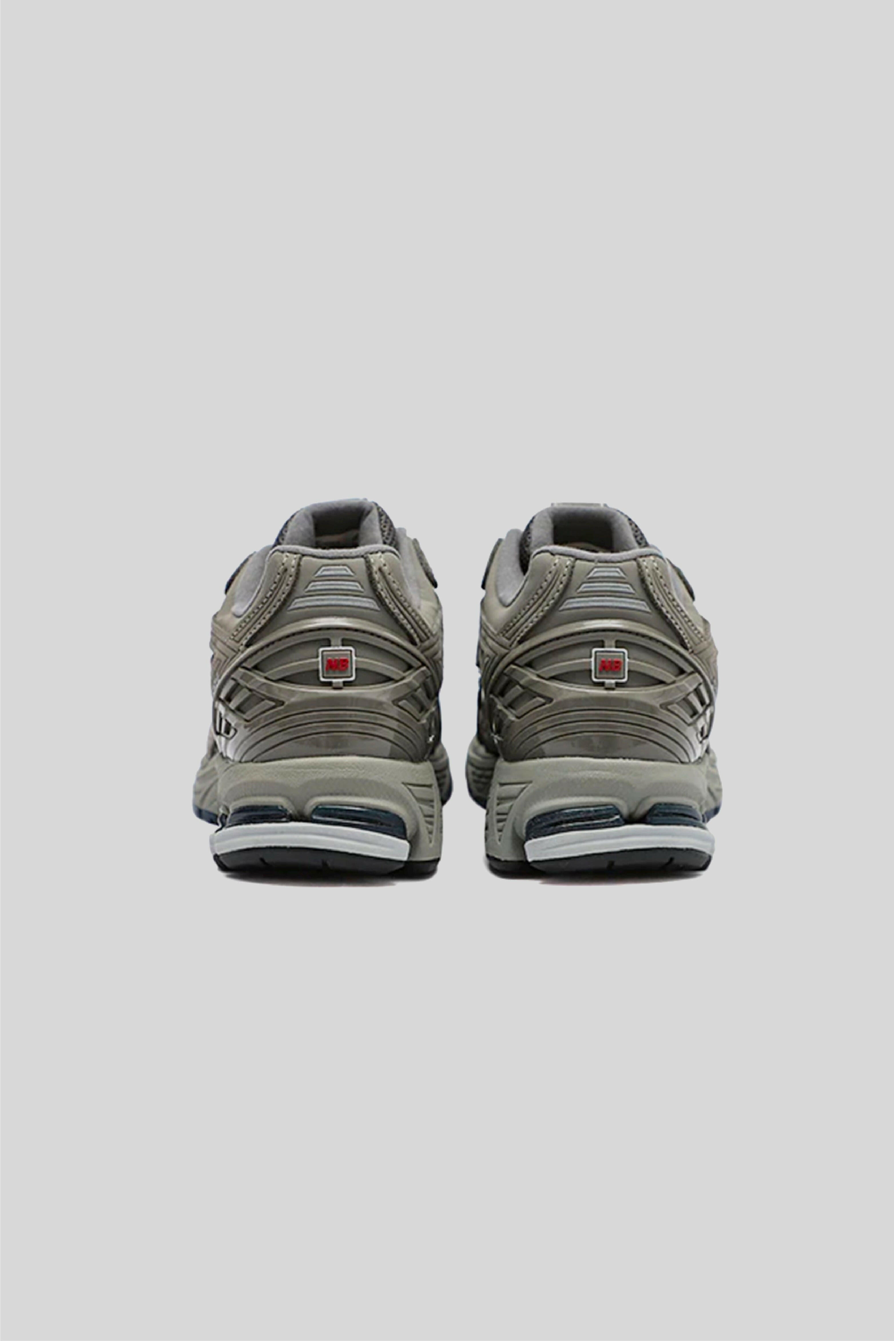 Selectshop FRAME - NEW BALANCE M1906RB "Grey Indigo" Footwear Concept Store Dubai