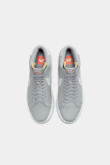 Selectshop FRAME - NIKE SB Blazer Mid SB 'Wolf Grey' Footwear Concept Store Dubai