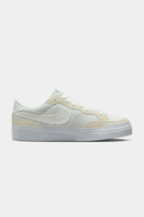 Selectshop FRAME - NIKE SB Pogo Premium "Summit White" (Womens) Footwear Concept Store Dubai